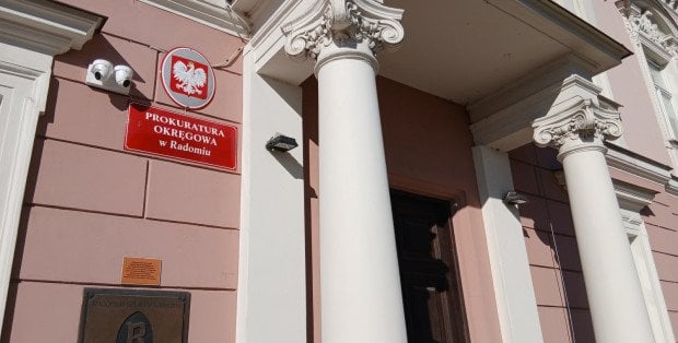 Fabryka narkotyków w sadzie koło Grójca? Oskarżonych czterech Polaków i dwóch Holendrów