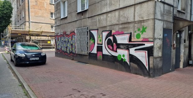 Czy zmiany w prawie pomogą oczyścić centrum Warszawy z graffiti?