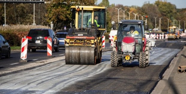 Co z remontami dróg w Warszawie wstrzymanymi przez mróz?