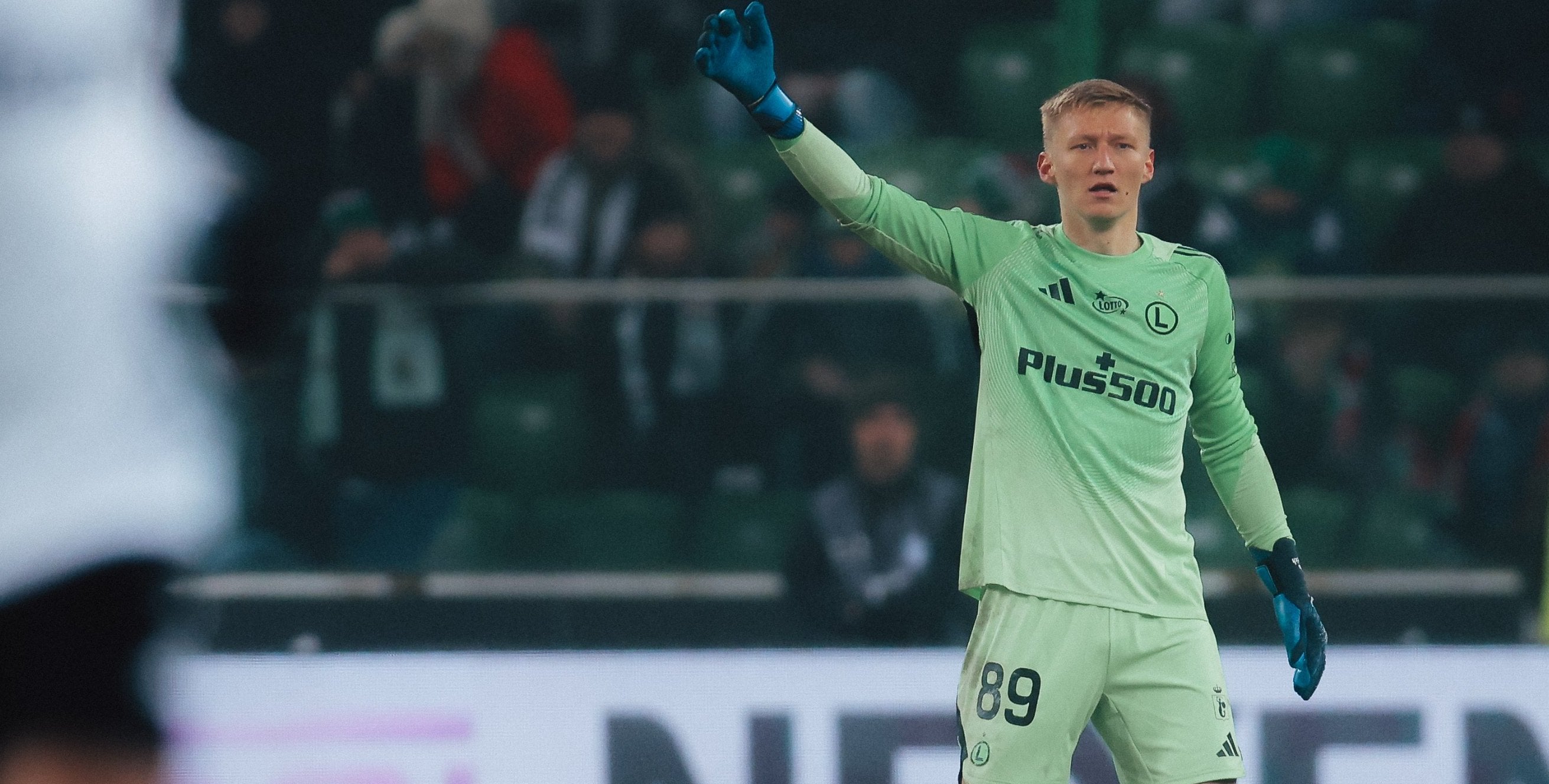 Legia Warszawa zmierzy się z liderem Ekstraklasy. Transmisja meczu w Polskim Radiu RDC