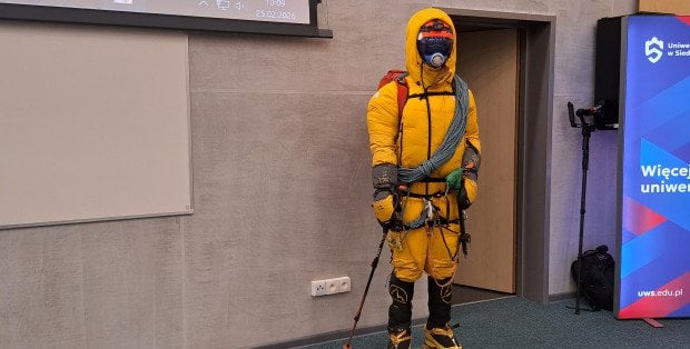 Zdobył „Dwie Korony Ziemi”, najtrudniejszy okazał się Everest. K. Mitura zdradził tajniki wyprawy