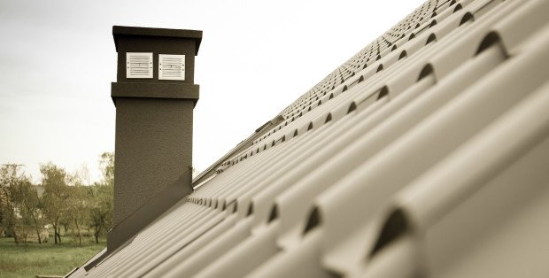 Komin stalowy a ceramiczny - czym się różni?