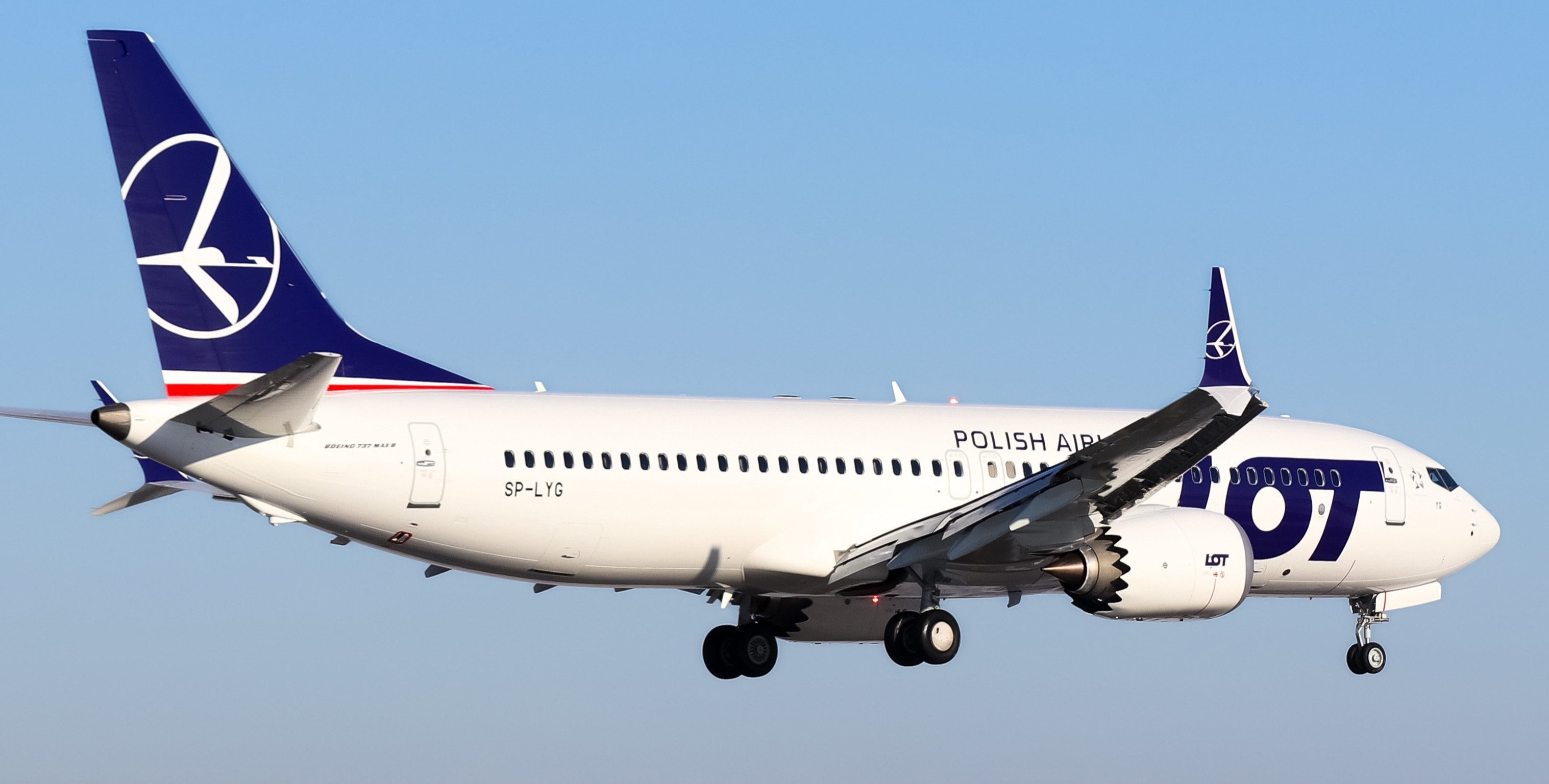 PLL LOT podały informacje o odwołanych lotach do Dubaju i Rijadu