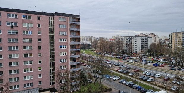 Duży wzrost liczby wszczętych procedur o Niebieską Kartę w Warszawie