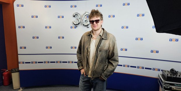 Leon Krześniak w Polskim Radiu RDC o premierze debiutanckiego albumu
