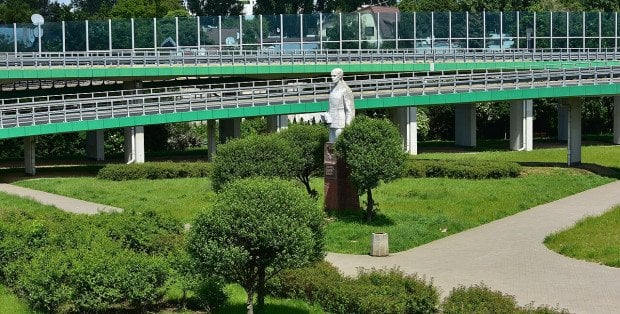 Żadne muzeum nie chce pozostałości po Pomniku gen. Berlinga