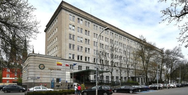 Radni Pragi-Północ mieli głosować nad odwołaniem wiceburmistrza. Nie było kworum