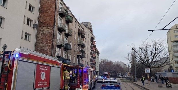 Alarmy bombowe w Warszawie. Kilkadzisiąt interwencji jednego dnia