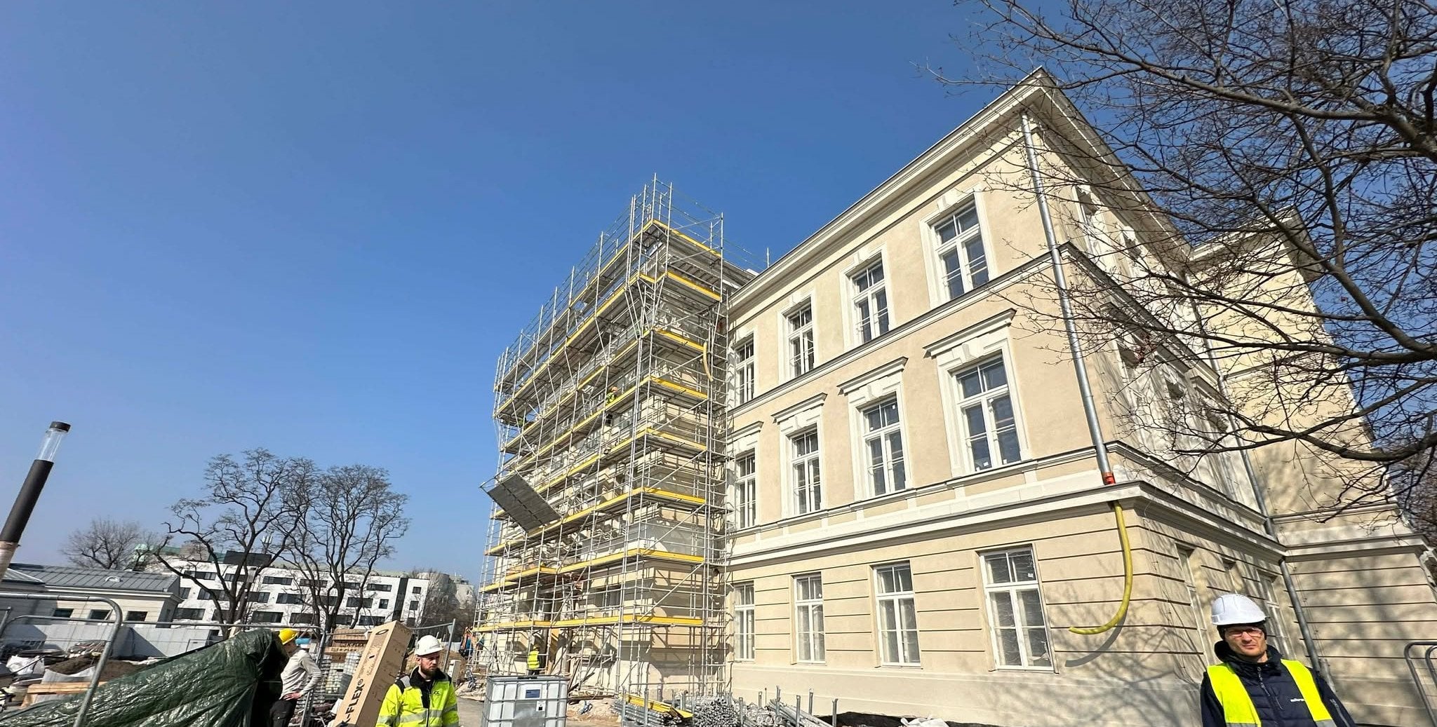 Praskie budynki odzyskują dawny blask. Rewitalizacja w Warszawie