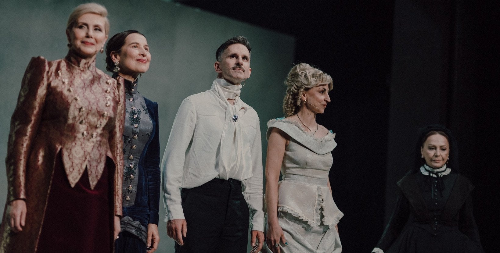 „Wokulski jest postacią trochę dwubiegunową”. Marcin Bosak o „Lalce” w Teatrze Dramatycznym