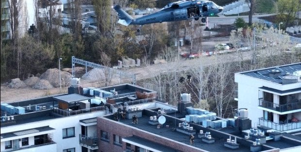 Black Hawk na Woli. Kontrerroryści zatrzymali 11 osób