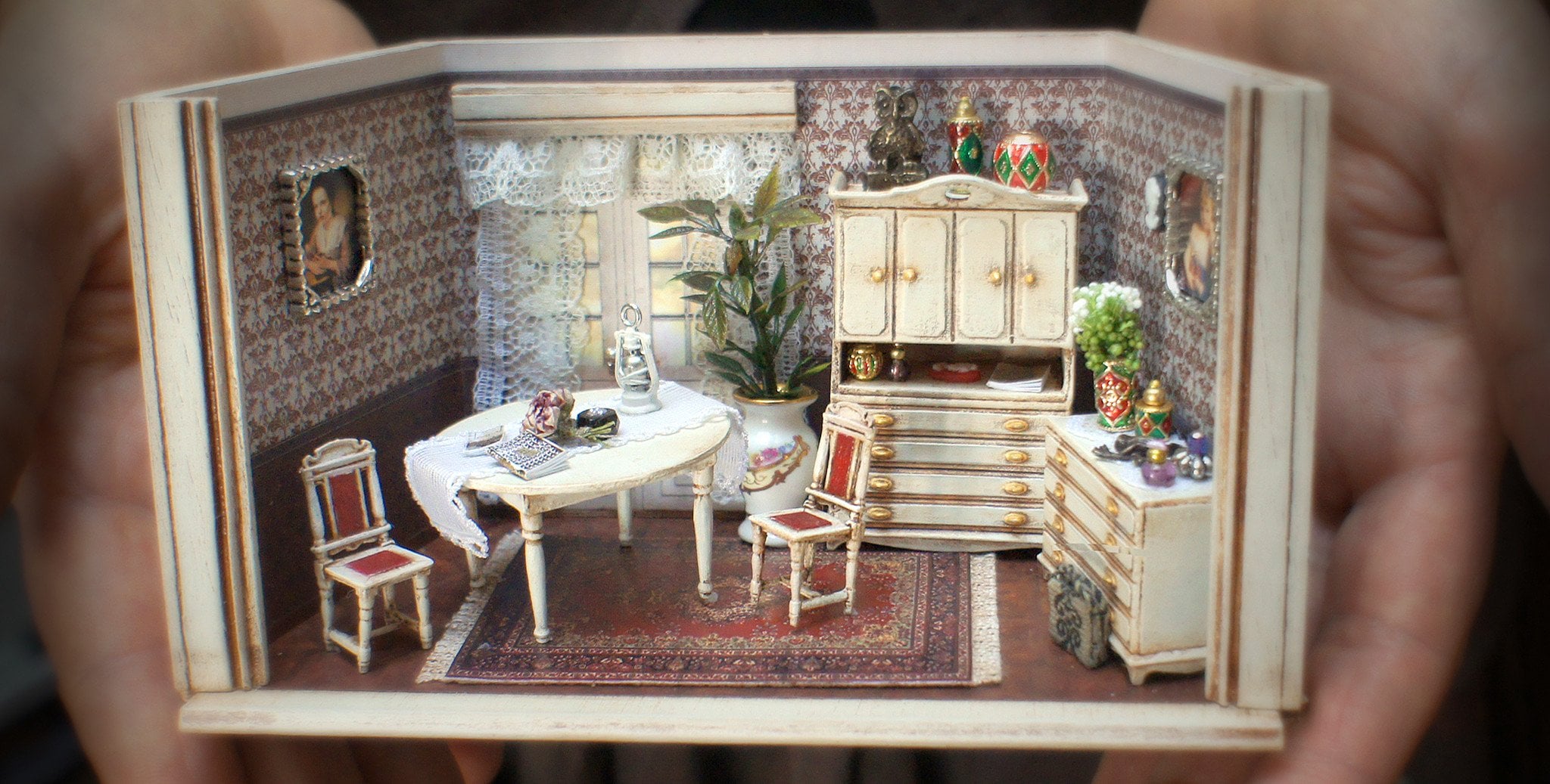 Nie tylko dla dzieci. Międzynarodowy Dzień Domków Lalek