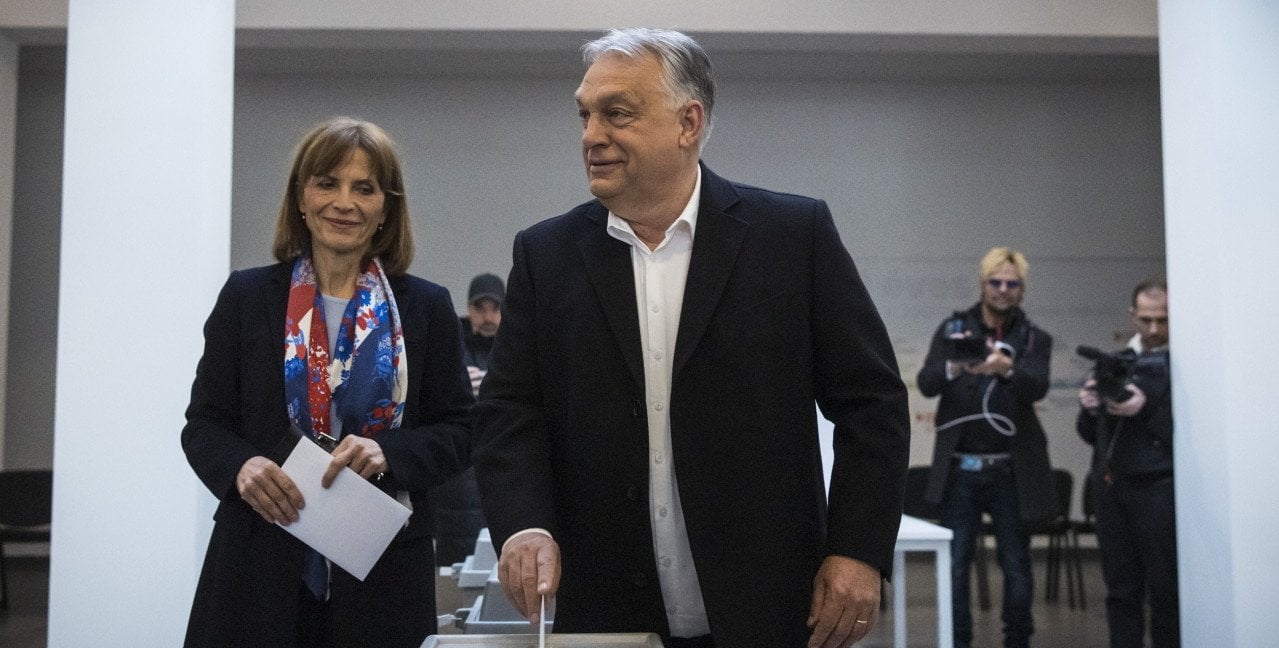 Zaskakująca reakcja Orbana na przegraną. Ekspert komentuje wyniki wyborów na Węgrzech