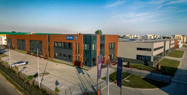 Czy 140 osób straci pracę w "Łuczniku"? Fabryka Broni w Radomiu bez zamówień