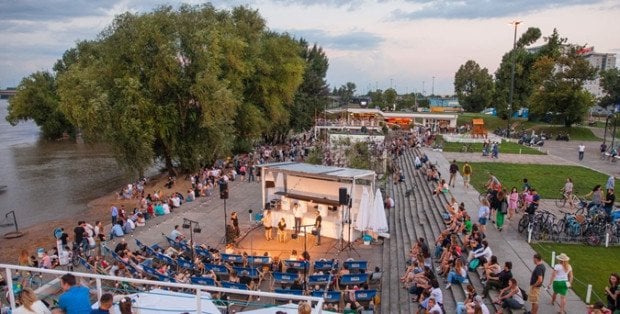 Co robić w majówkę w Warszawie? Piknik, pokazy fontann i początek sezonu nad Wisłą