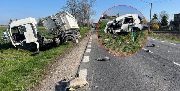 Tragiczny wypadek pod Radomiem. Osobówka zderzyła się z ciężarówką
