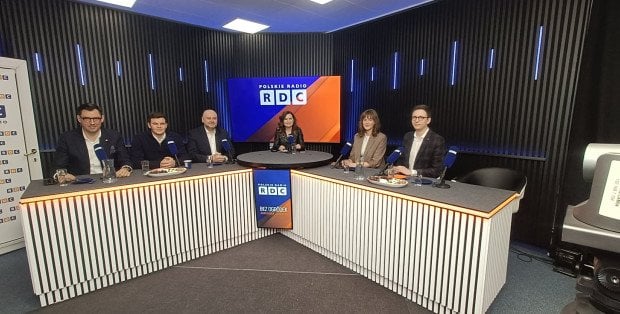 Wokół stowarzyszenia "Rozwój Plus" Morawieckiego. Politycy w Bez ogródek RDC