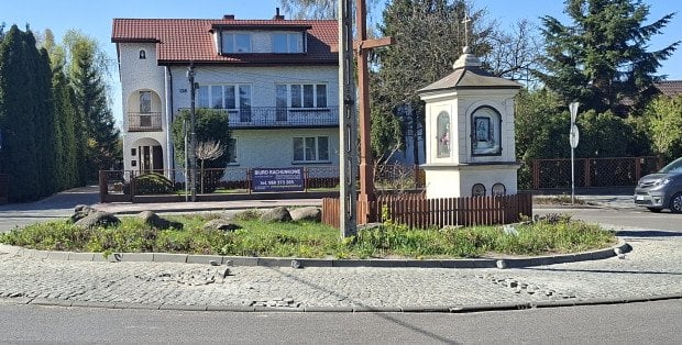 Najbardziej nieudana inwestycja w Siedlcach? Remontowane trzy lata temu rondo do pilnej naprawy