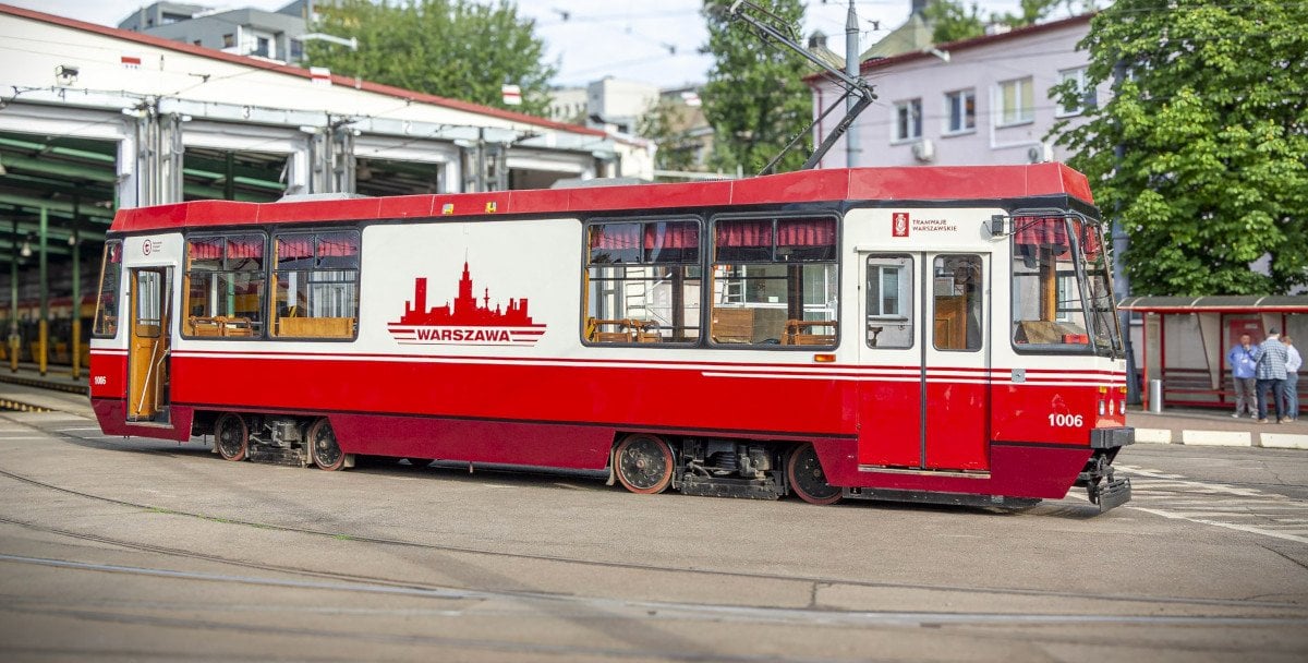 Jak w bibliotece. W piątek i sobotę na warszawskie ulice wyruszy tramwaj z książkami