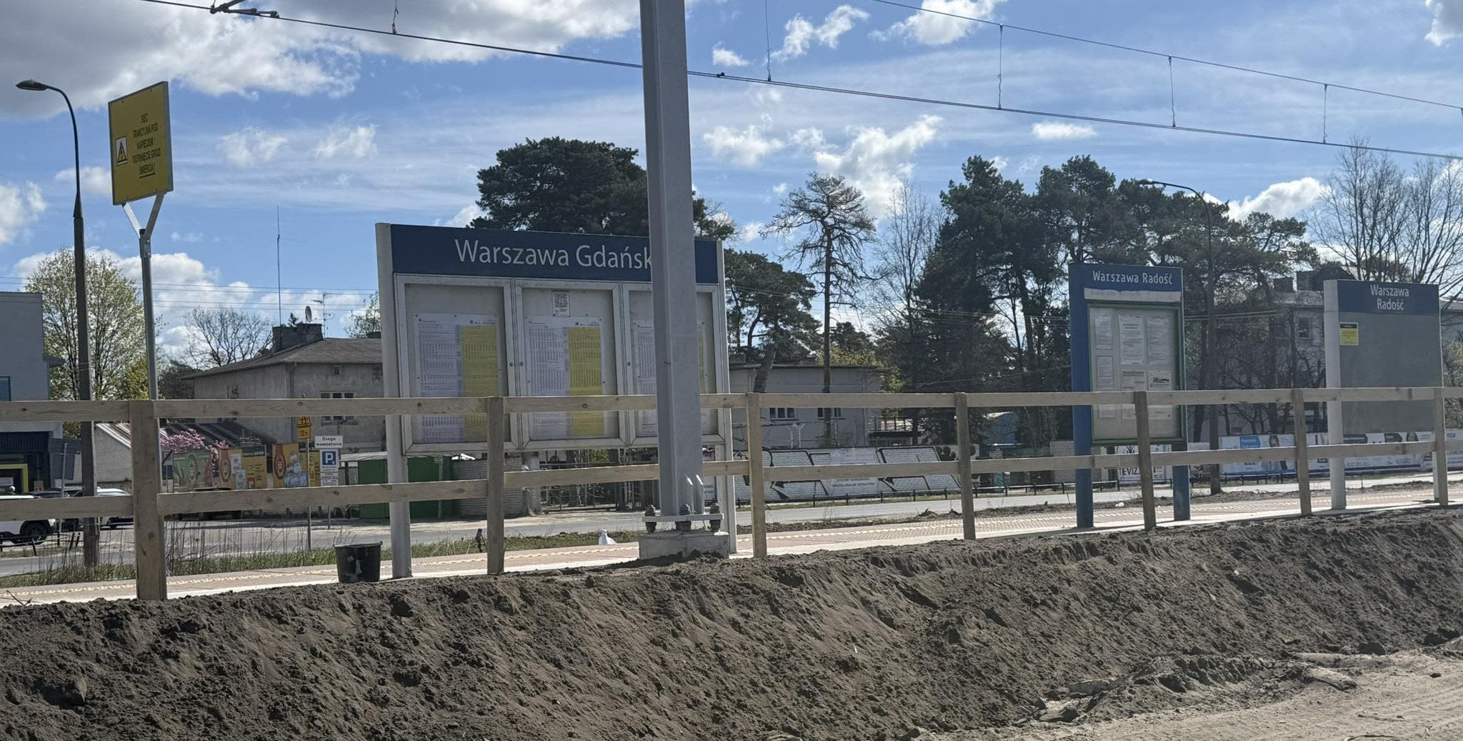 Zamiany tablic na linii otwockiej. Pasażerowie w szoku