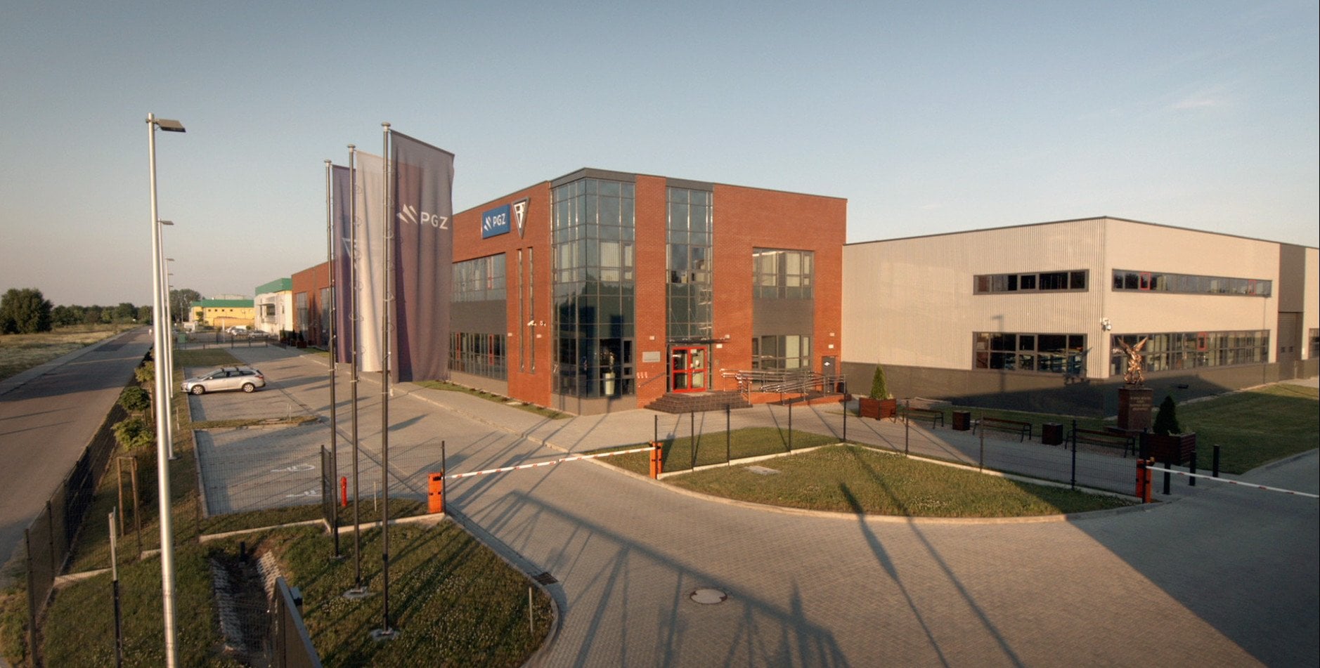 Fabryka "Łucznik" w Radomiu ma kontrakty i zamówienia. "Nikt nie straci pracy"