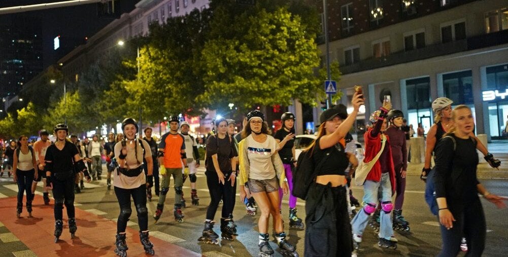 Rolkarze i wrotkarze przejmują ulice. Pierwszy przejazd w tym roku