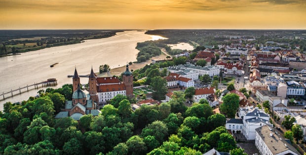 Dokąd wybrać się na jednodniową wycieczkę z Warszawy? TOP 5 atrakcji turystycznych na Mazowszu