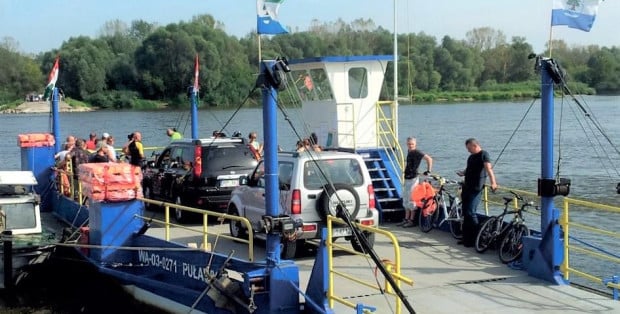 Chcieli tego mieszkańcy i turyści. Wielki powrót promu w Gassach