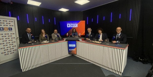 "Trzymać język za zębami w interesie ojczyzny". Politycy w Bez ogródek RDC o redukcji wojsk amerykańskich w Niemczech