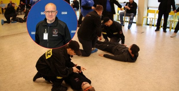 Uczą strażaków, jak ratować niepełnosprawnych. Prezes Aniołów Floriana zdradza, jak działa ich drużyna