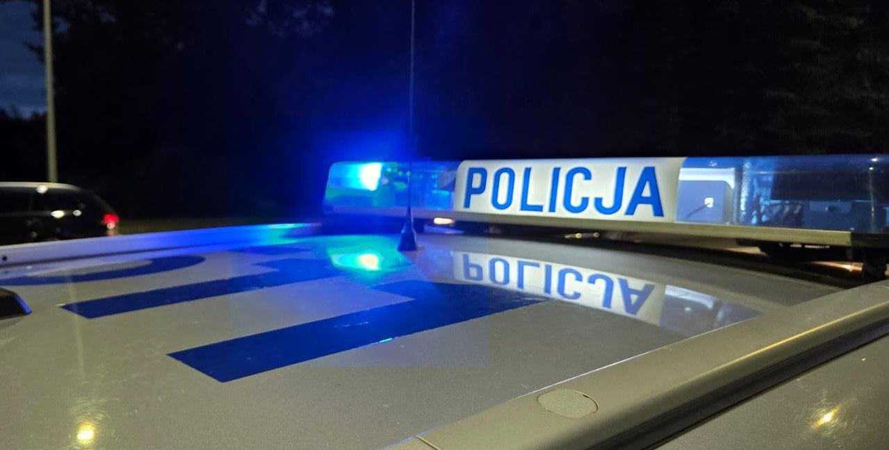 Tragedia na Żoliborzu. Mężczyzna wypadł z okna, ciało innej osoby w mieszkaniu