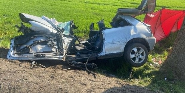 Tragiczny wypadek pod Przasnyszem. Nie żyją dwie osoby