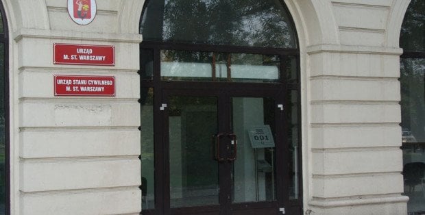 Warszawa dokona transkrypcji aktów małżeństwa osób tej samej płci. "W najbliższych dniach"