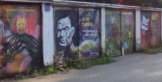Streetartowi artyści staną przed sądem za murale na Osiedlu Przyjaźń? "Trafiłem na policję"