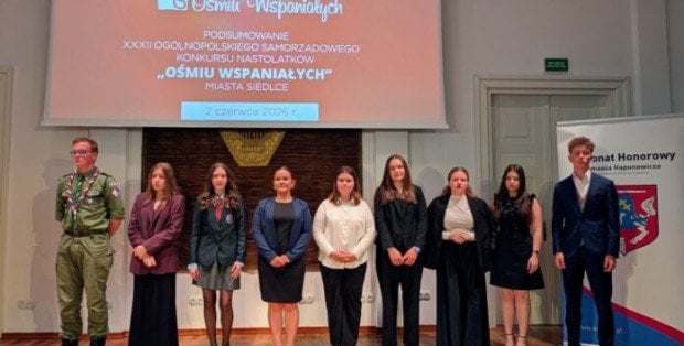 "Lubią pomagać innym". W Siedlcach ogłoszono laureatów konkursu "Ośmiu wspaniałych"