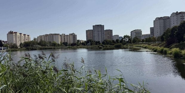 Sum wyłowiony z jeziorka na Gocławiu. Policja zatrzymała 57-latka