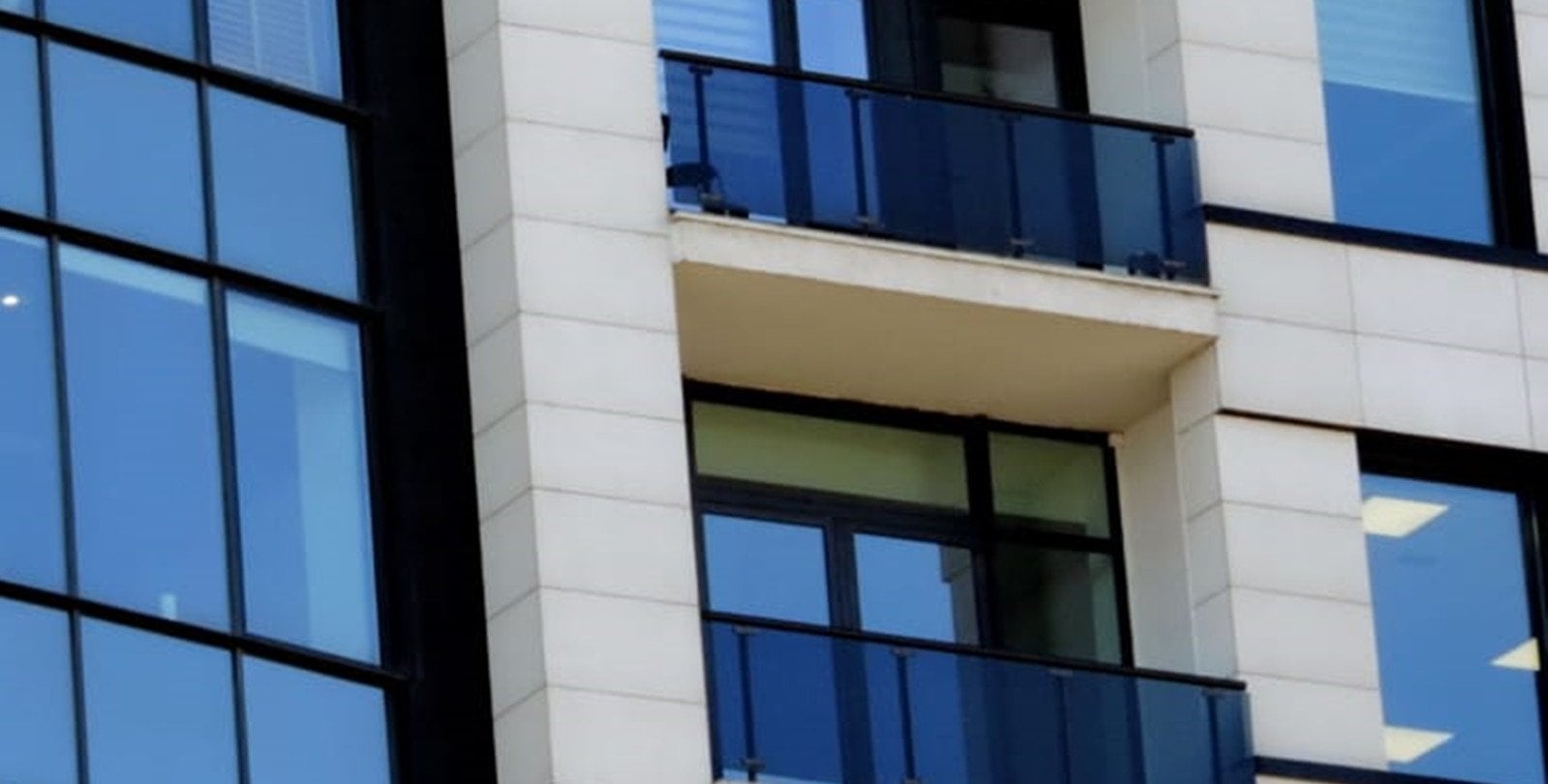 Nie chcą nowego apartamentowca. Mieszkańcy Powiśla domagają się odwołania zarządu spółdzielni