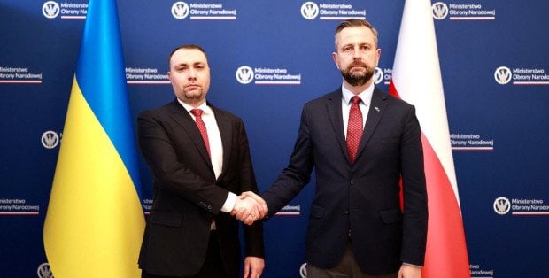 Szef MON po spotkaniu z Budanowem: Pamięć o ofiarach Wołynia nie podlega negocjacjom