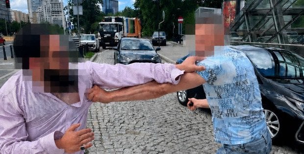 Atak na taksówkarza przy Dworcu Gdańskim. Zatrzymany 36-latek