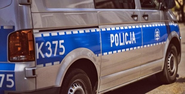 Policja, straż pożarna i karetki przy WKD w Grodzisku Mazowieckim. Jest komunikat