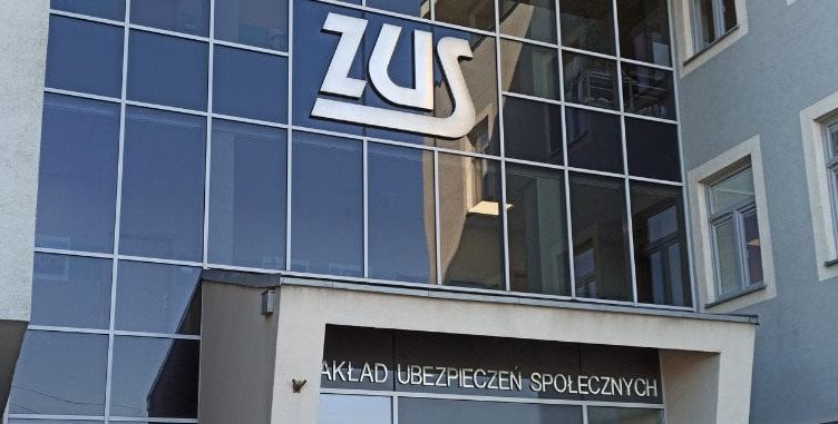 "Klienci muszą liczyć się z utrudnieniami". Pracownicy ZUS będą strajkować