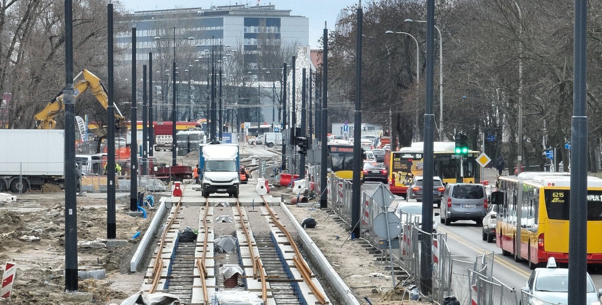 Kiedy nowa trasa tramwajowa w Warszawie będzie gotowa? "Budowa jest opóźniona"