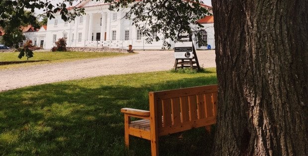 Zwiedzanie, pokaz jazdy konnej i występy. XVIII-wieczny pałac w Korczewie otwiera podwoje
