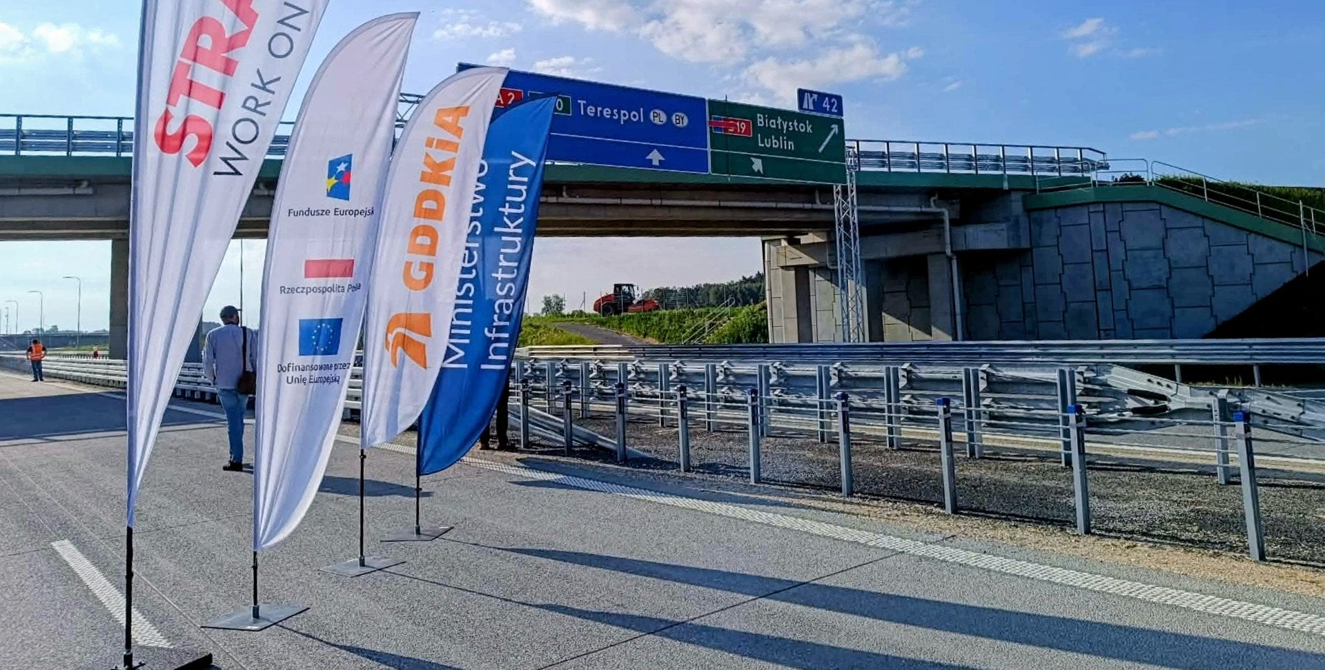 Kolejny odcinek autostrady A2 w woj. mazowieckim otwarty. Na kierowców czeka blisko 30 km nowej trasy