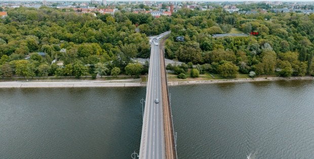 Nowa jezdnia, chodniki i ścieżka rowerowa. Wiemy, jak zmieni się nabrzeże w Płocku