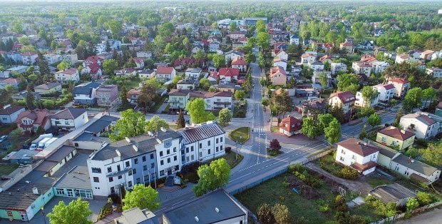 Czy spółki samorządowe powinny być odpolitycznione? "Polityka partyjna zawiodła"