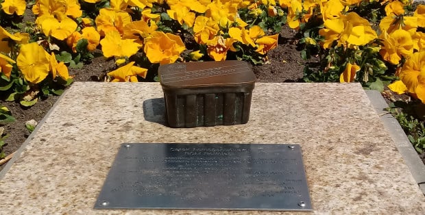 Będzie nowa rzeźba na szlaku Symboli Radomia. Miejscowym kojarzy się z "chytrą babą"
