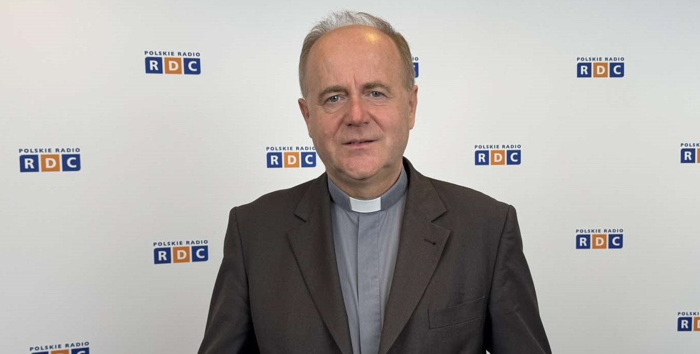 Jak sztuczna inteligencja zmienia człowieka? Ks. prof. Andrzej Kobyliński będzie gościem "Poranka RDC"