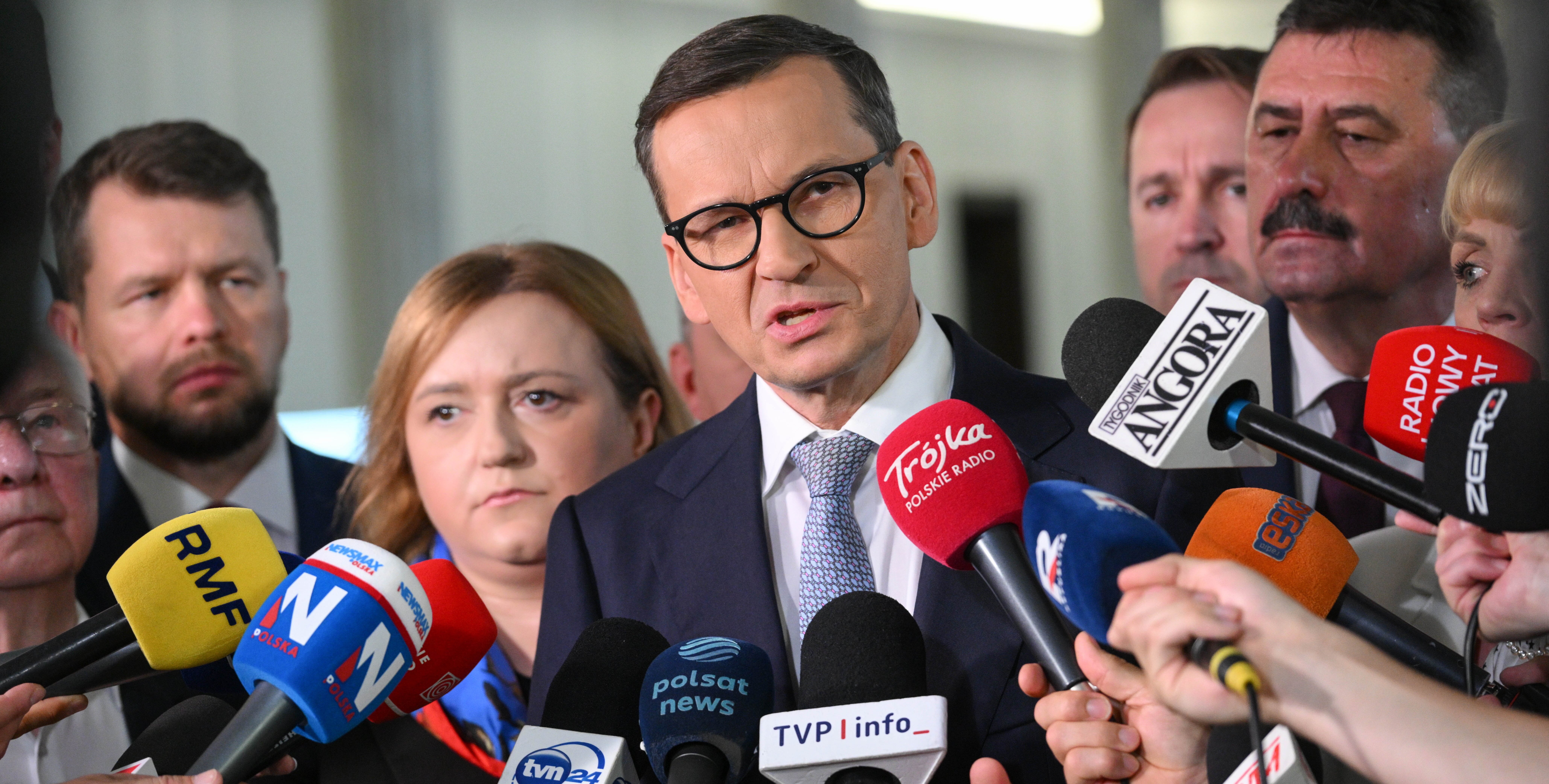 Rozłam w PiS. Morawiecki: jest nas 40 posłów, senator i trzech europosłów