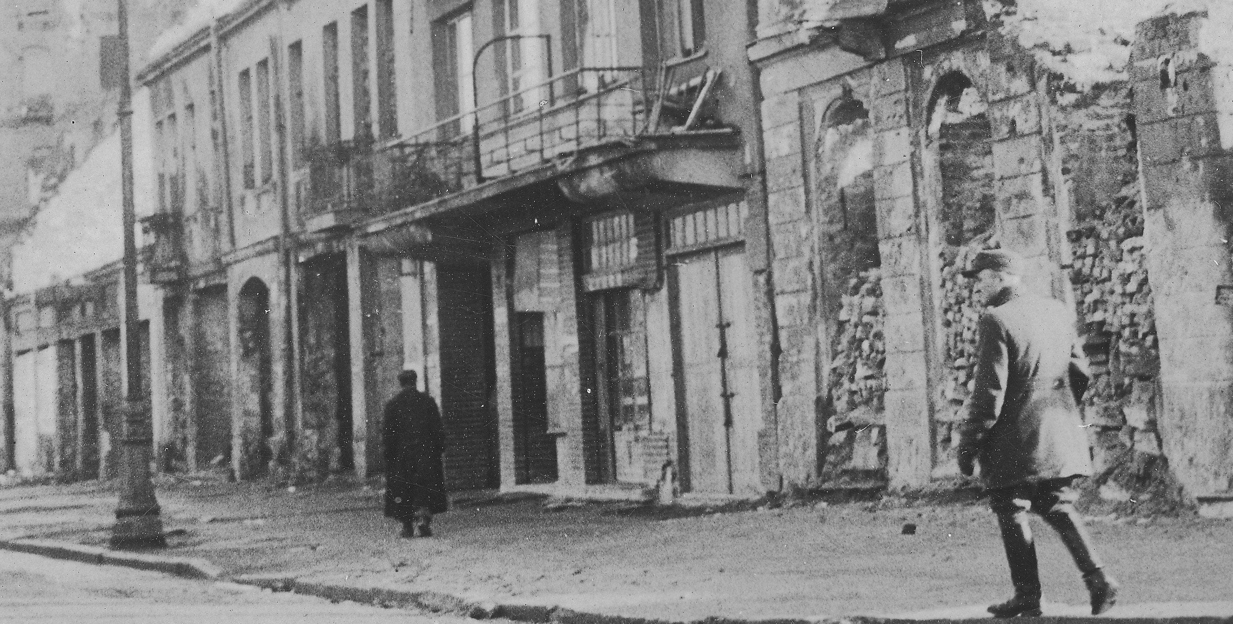Choć na chwilę oderwać się od wojennej rzeczywistości. Kultura w czasach Powstania Warszawskiego